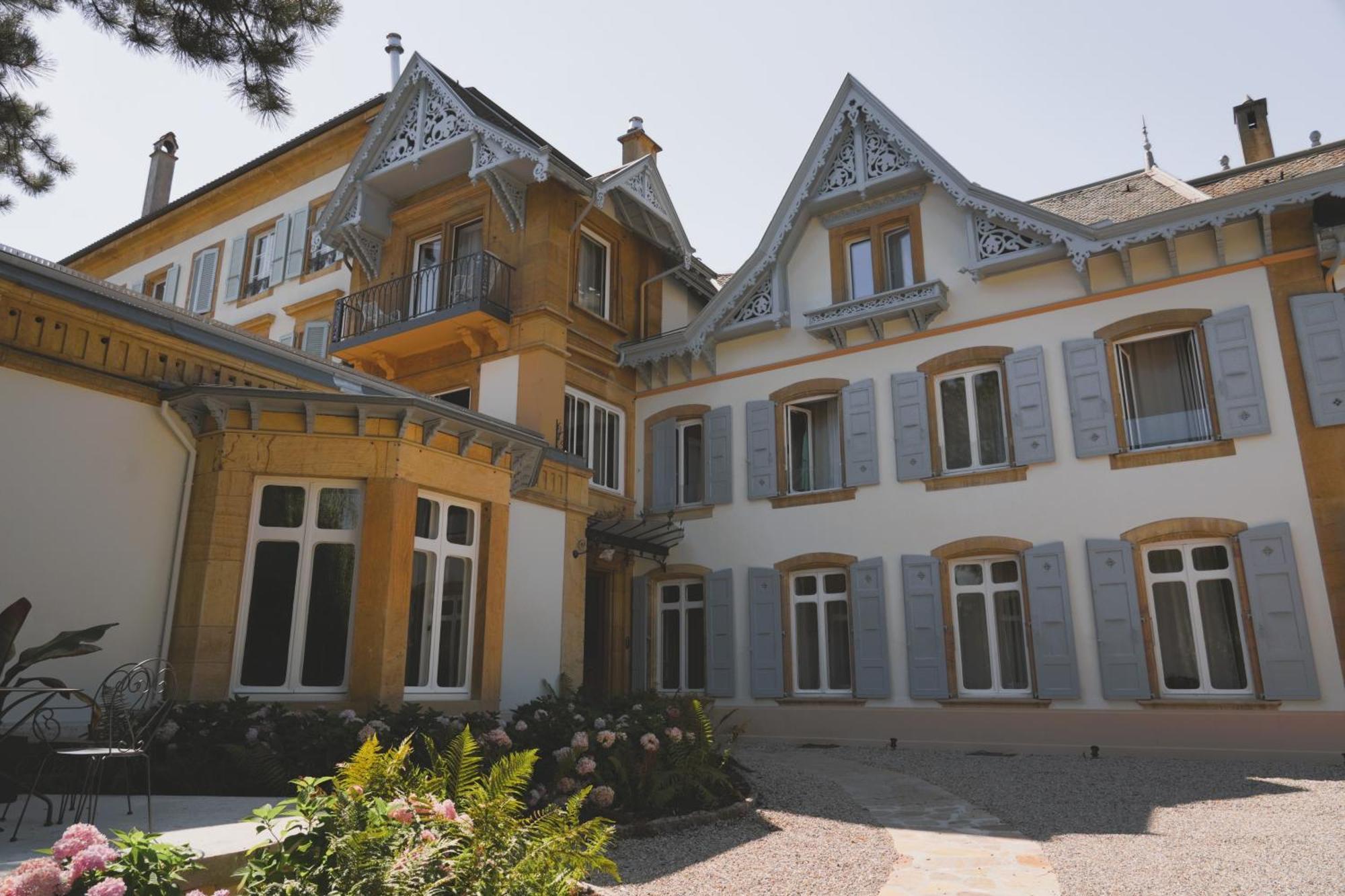 Hotel Le Faubourg 29 Neuchâtel Zewnętrze zdjęcie