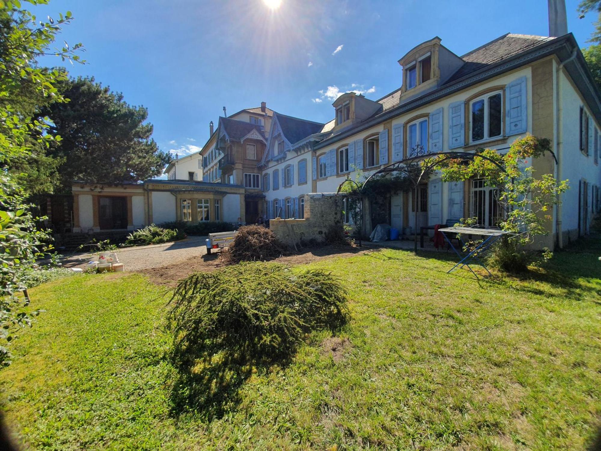 Hotel Le Faubourg 29 Neuchâtel Zewnętrze zdjęcie